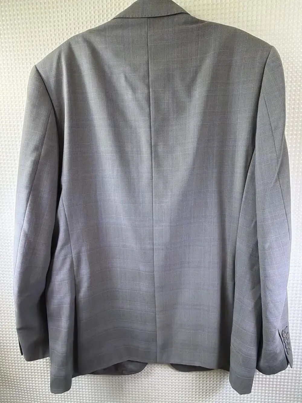 Giorgio Armani Le Collezioni Grey Plaid Two-Button Suit Jacket Blazer